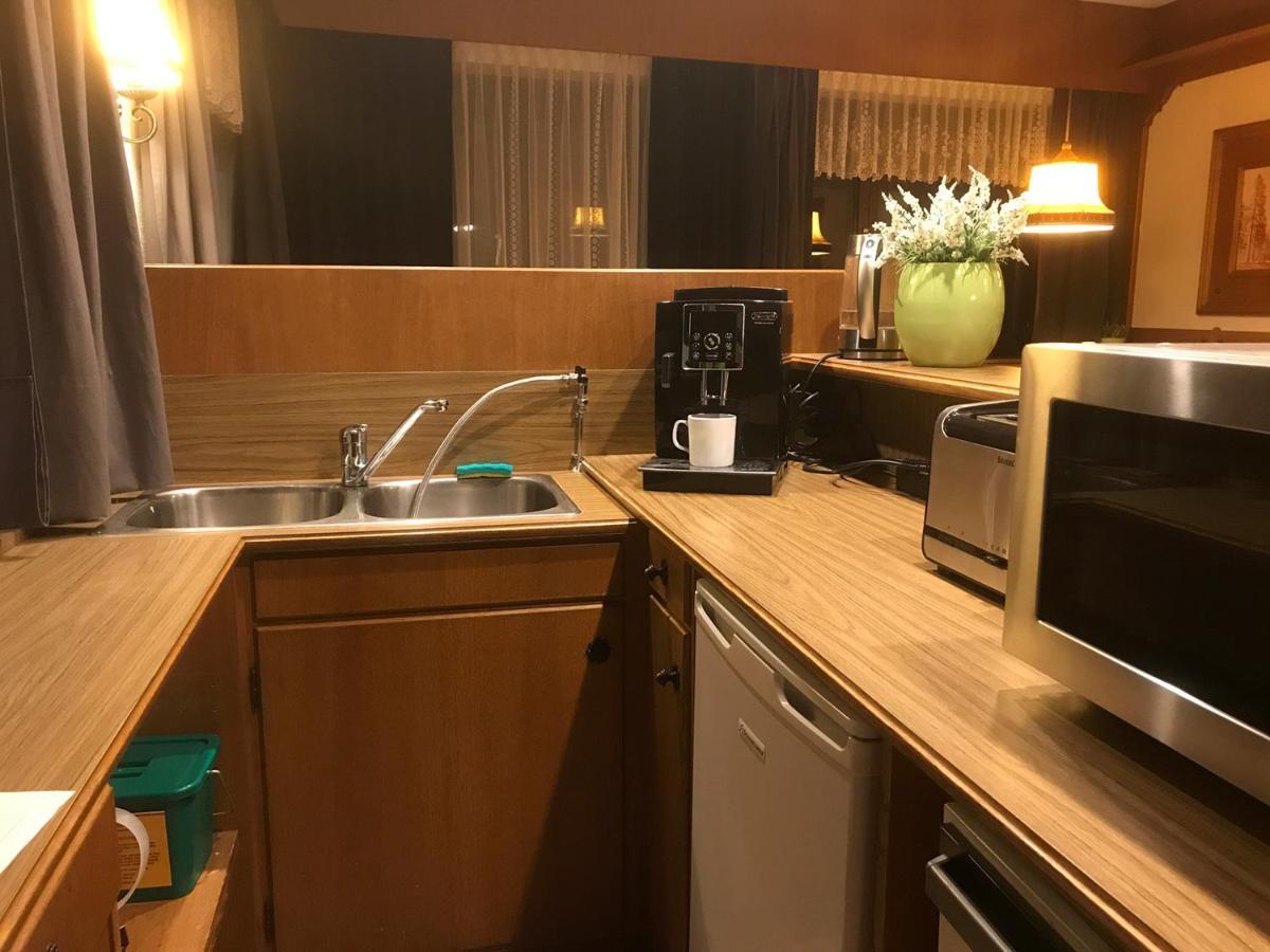 Bel'Vue Bed & Breakfast เลียนซ์ ภายนอก รูปภาพ