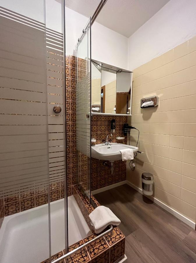 Bel'Vue Bed & Breakfast เลียนซ์ ภายนอก รูปภาพ